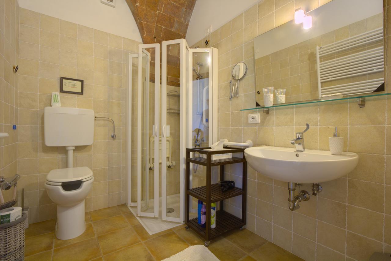 In Canto Sul Poggio Bed and Breakfast Volterra Exteriör bild