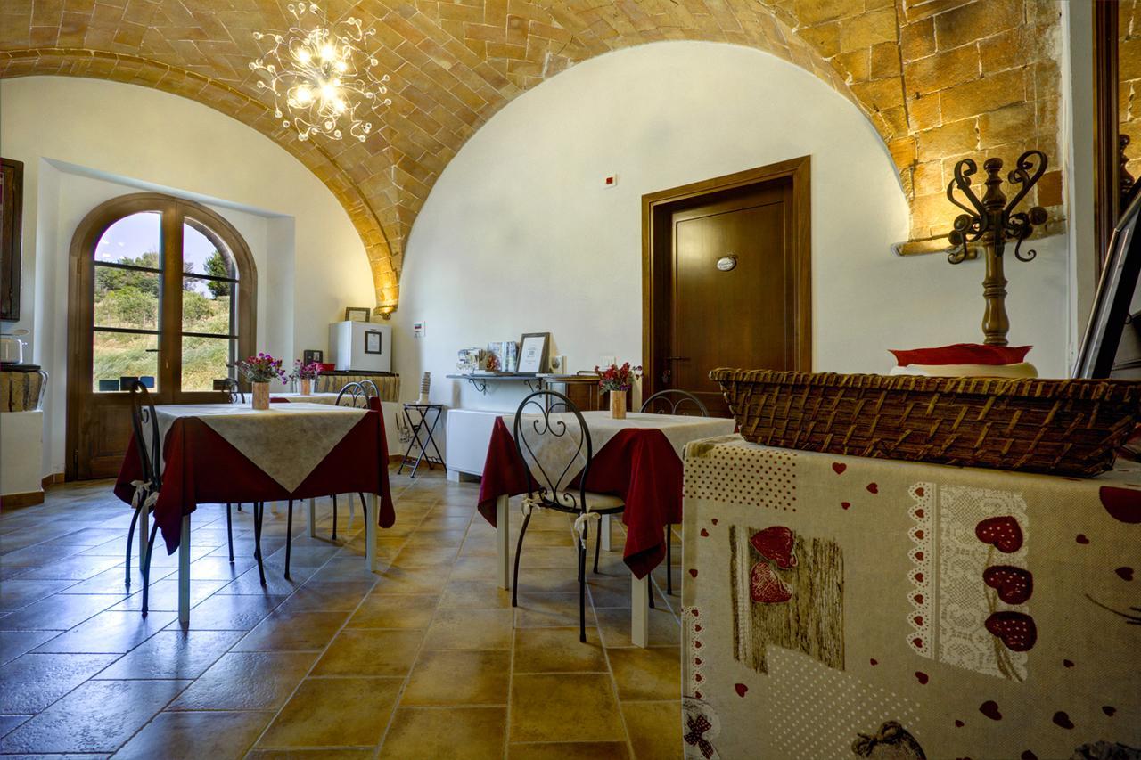 In Canto Sul Poggio Bed and Breakfast Volterra Exteriör bild