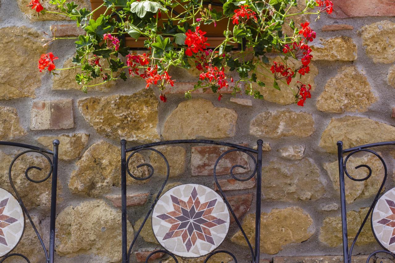 In Canto Sul Poggio Bed and Breakfast Volterra Exteriör bild